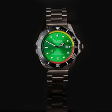 Load image into Gallery viewer, Island Time 420SS w Standard Band