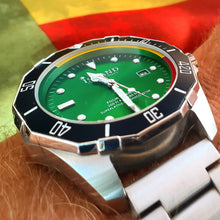 Load image into Gallery viewer, Island Time 420SS w Standard Band